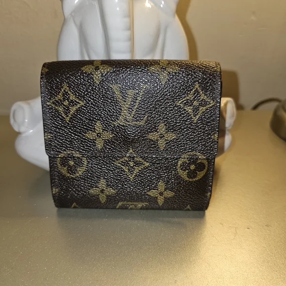242 Louis Vuitton wallet - Picture 7 of 8